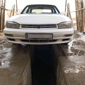 Toyota Camry 1993