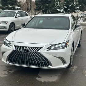 Lexus ES 350 2022