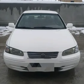 Toyota Camry 1998