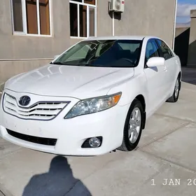 Toyota Camry 2011