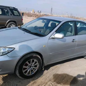 Toyota Camry 2004