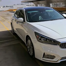 Kia Cadenza 2018