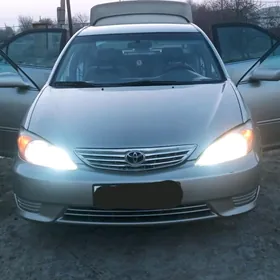 Toyota Camry 2003