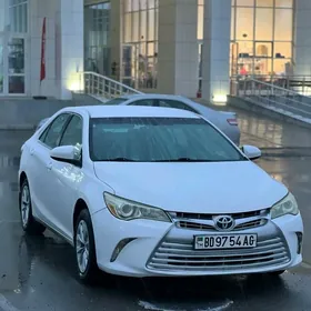 Toyota Camry 2016