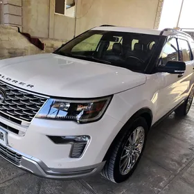 Ford Explorer 2019