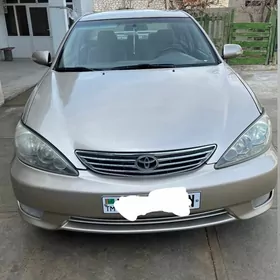 Toyota Camry 2005