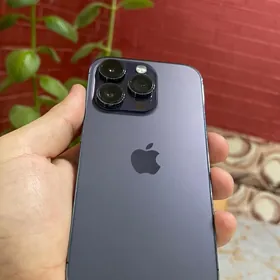 iPhone 14 Pro 90