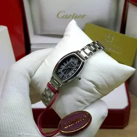 Cartier sagat часы