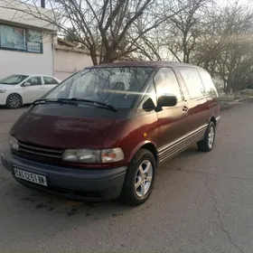 Toyota Previa 1995