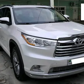 Toyota Highlander 2015