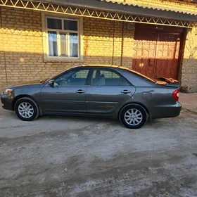 Toyota Camry 2003