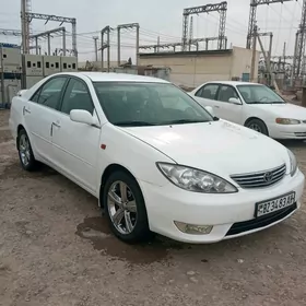 Toyota Camry 2005