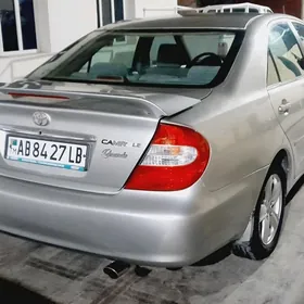 Toyota Camry 2004