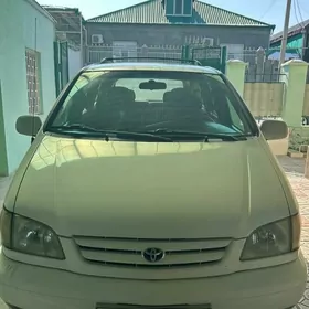 Toyota Sienna 2002