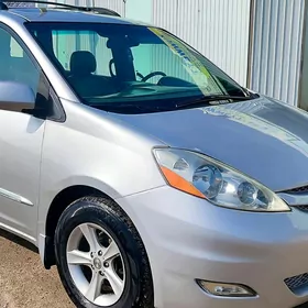 Toyota Sienna 2005