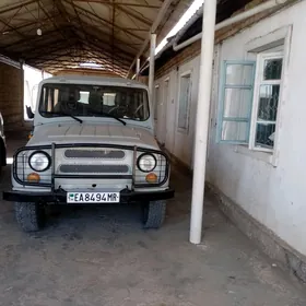 UAZ 469 1999