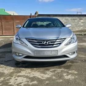 Hyundai Sonata 2013