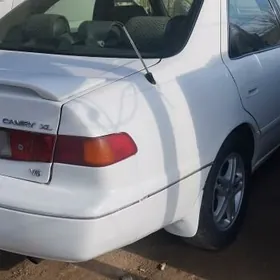 Toyota Camry 1999