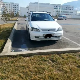 Opel Astra 2000