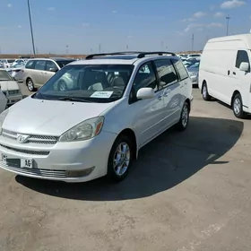 Toyota Sienna 2005