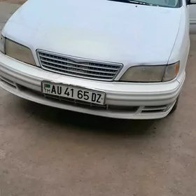 Nissan Cefiro 1995