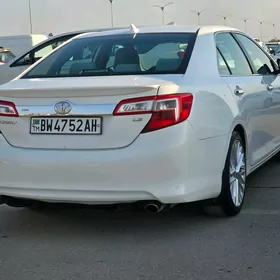 Toyota Camry 2011