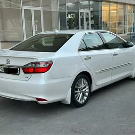 Toyota Camry 2017