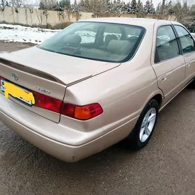 Toyota Camry 2001