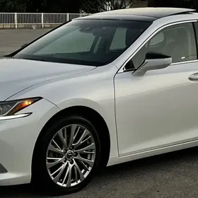 Lexus ES 350 2019