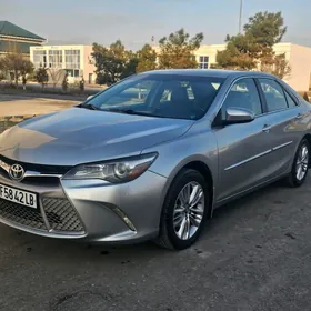 Toyota Camry 2016