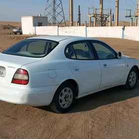 Daewoo Leganza 1997