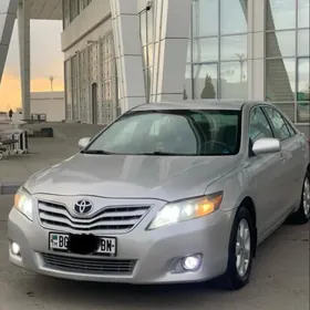 Toyota Camry 2010