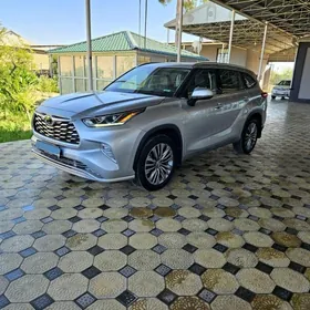 Toyota Highlander 2020