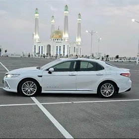 Toyota Camry 2018