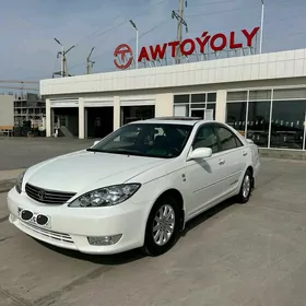 Toyota Camry 2004