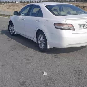 Toyota Camry 2010