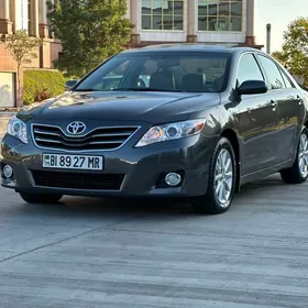 Toyota Camry 2011