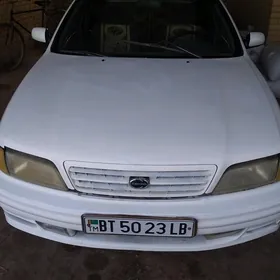 Nissan Cefiro 1995