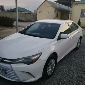 Toyota Camry 2017