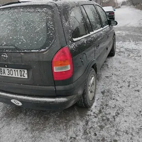 Opel Zafira 1999