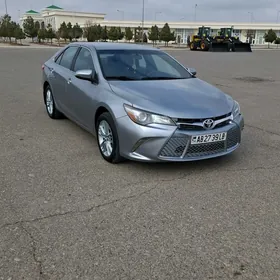 Toyota Camry 2016