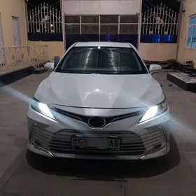 Toyota Camry 2020