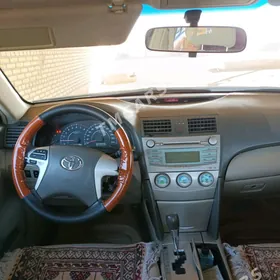 Toyota Camry 2010