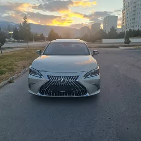 Lexus ES 350 2020