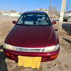 Toyota Carina 1992