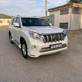 Toyota Land Cruiser Prado 2014