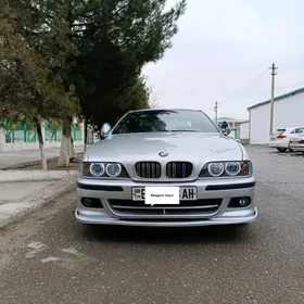 BMW E39 2001