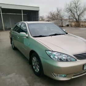 Toyota Camry 2005