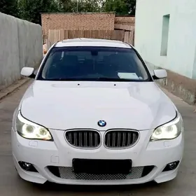 BMW E60 2004