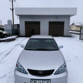 Toyota Camry 2004